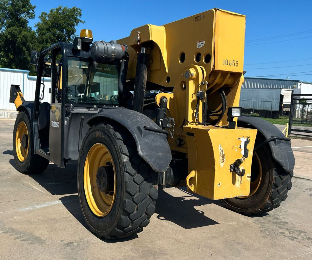 2013	Caterpillar 	TL1055C